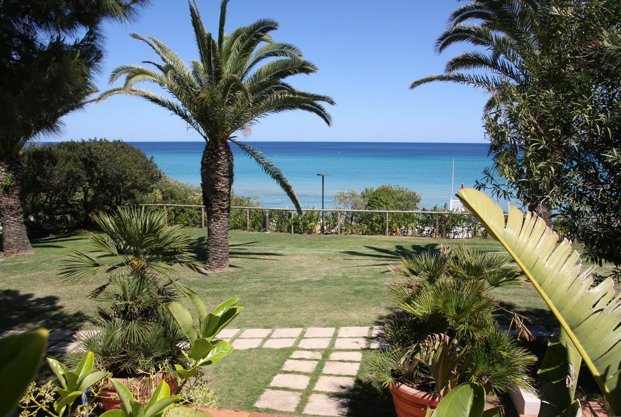 Th Costa Rei - Free Beach Resort Kültér fotó